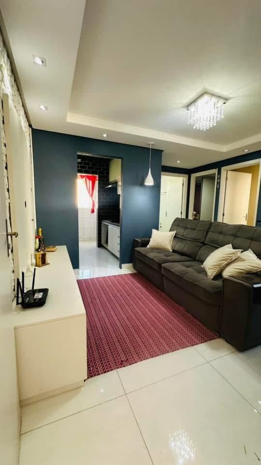 Vende-se apartamento CDHU com 4 cômodos e garagem